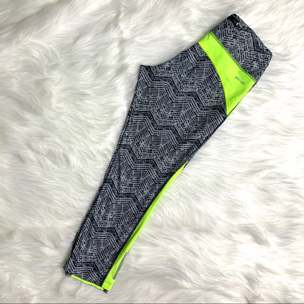 Nike Dri-Fit Capri Legging